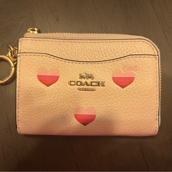 Coach Chalk Multi Card Holder/Coin Purse with Heart - Picture 1 of 3